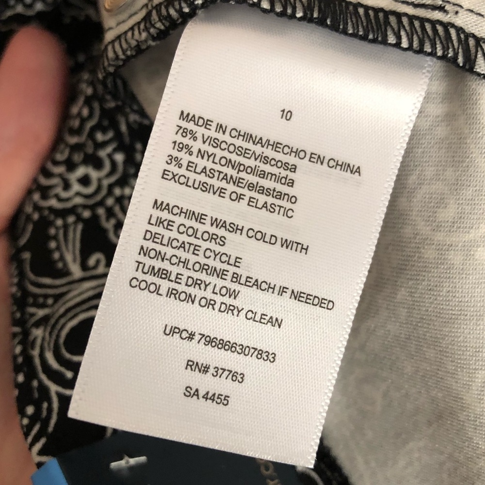 NWT Rafaella Supreme Stretch Pull On Bermuda Short - Picture 11 of 11